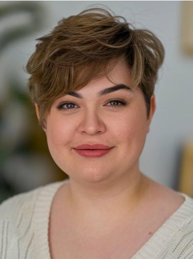 Short Synthetic Wigs – Full Lace with Natural Look