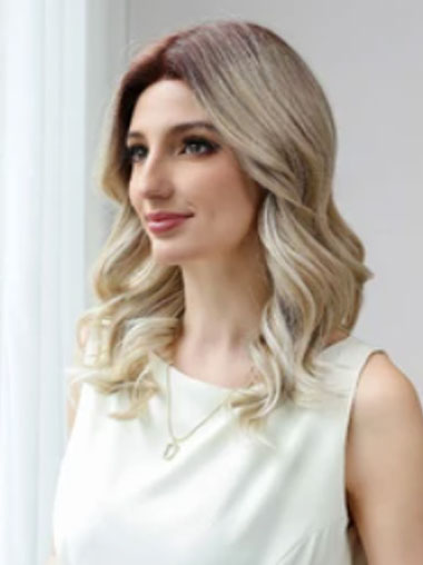 Natural Looking 16 Inch Wig – Ombre Blonde Soft Wavy Style
